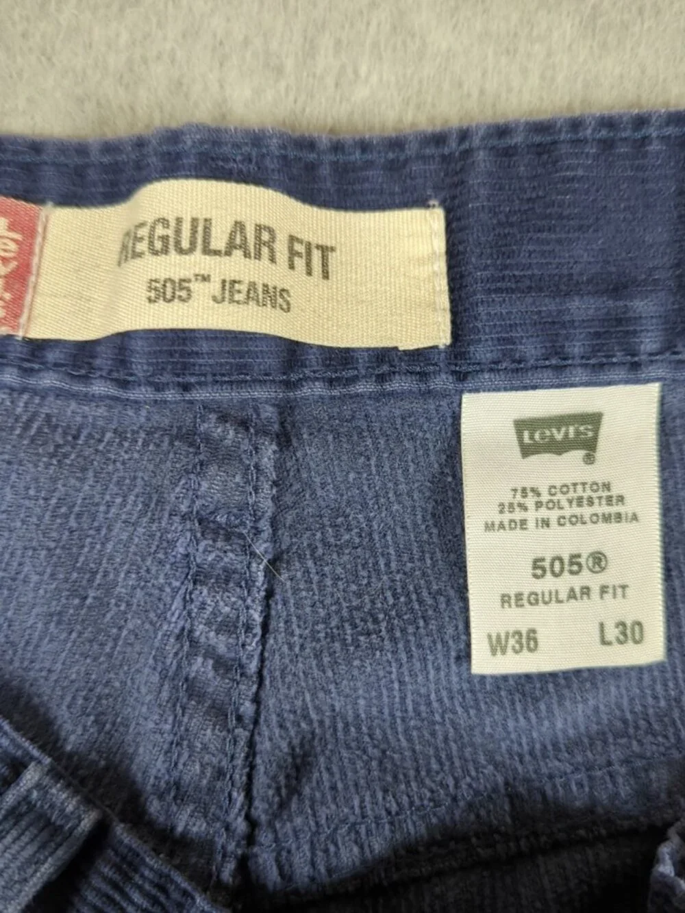 Levi’s 505 Corduroy Pants Men's 36x30 (Actual 36x25) Regular Fit Straight Leg